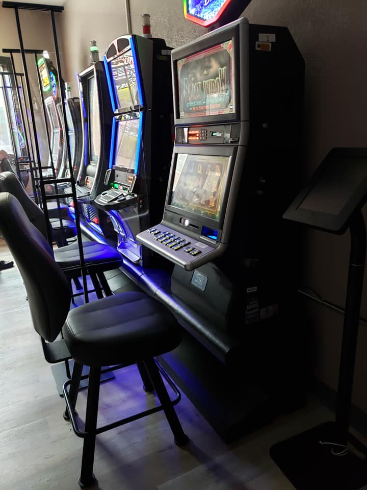 Video Gaming at Hillsboro Garden Family Restaurant in Hillsboro, IL Video Gaming in Hillsboro