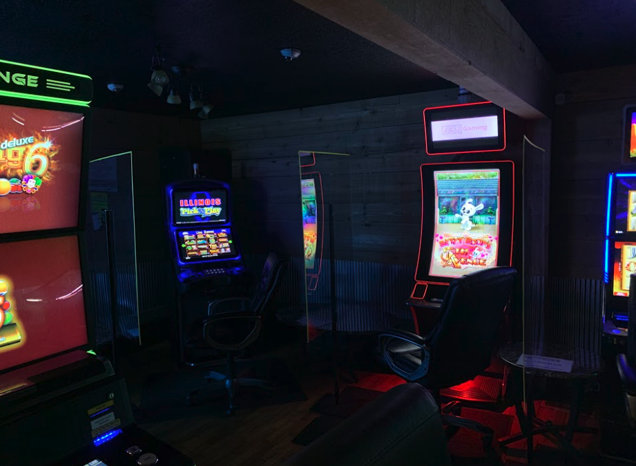 Video Gaming at Black Jacks 2 in Urbana, IL Video Gaming in Urbana