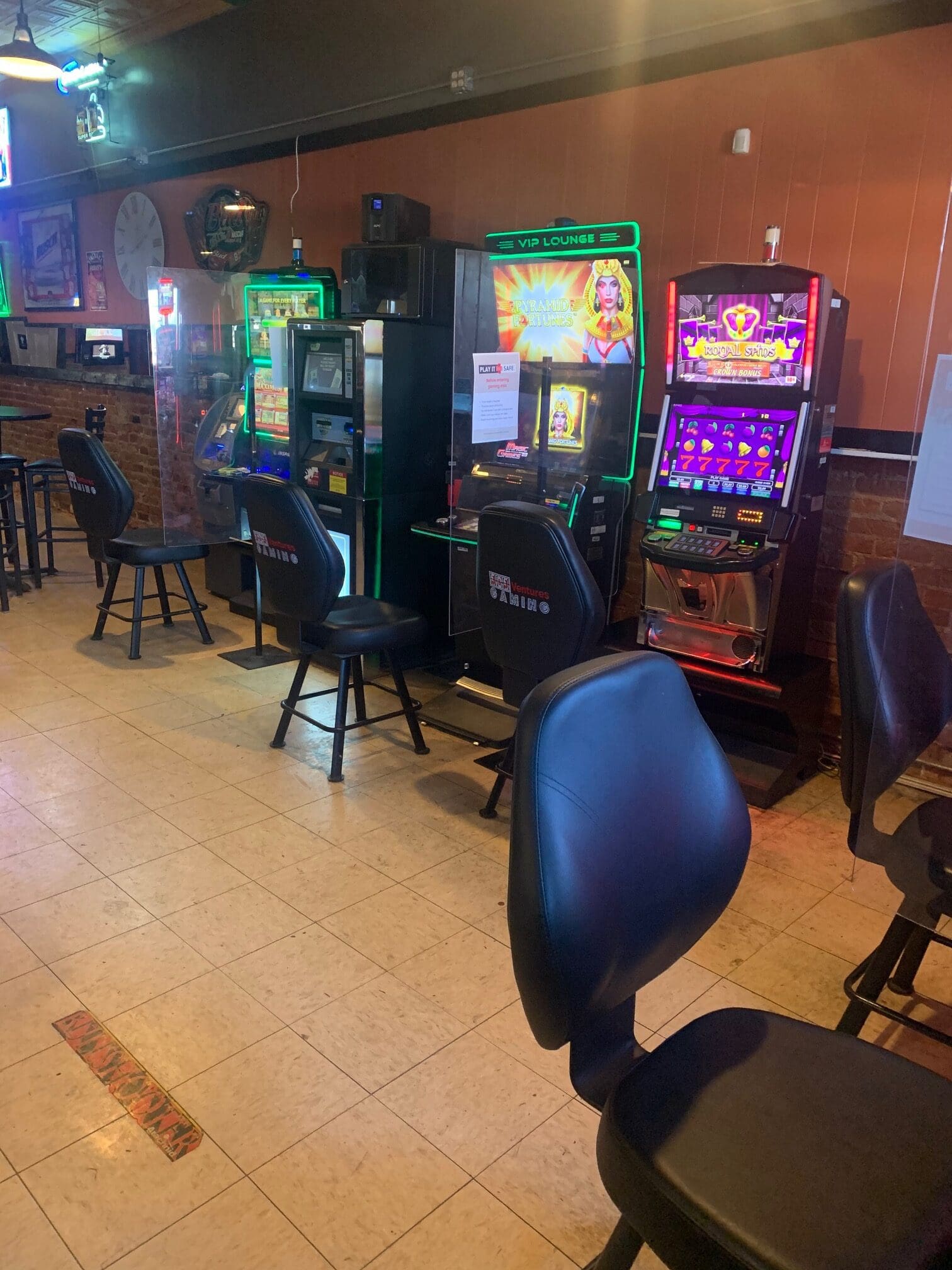 Video Gaming at Bob’s Tavern in Anna, IL Video Gaming in Anna