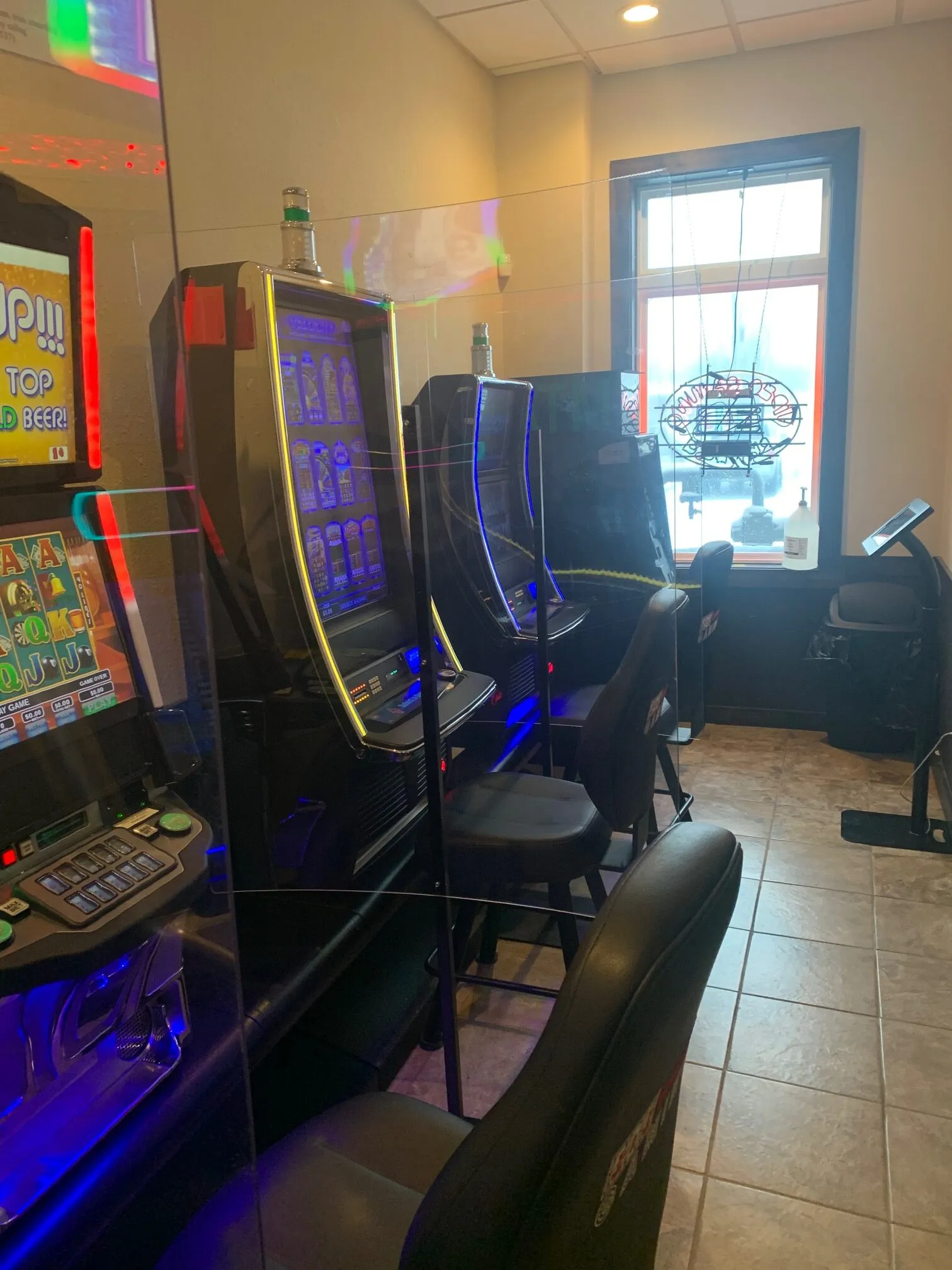 Video Gaming at Joe’s Pizza in Benton, IL Video Gaming in Benton