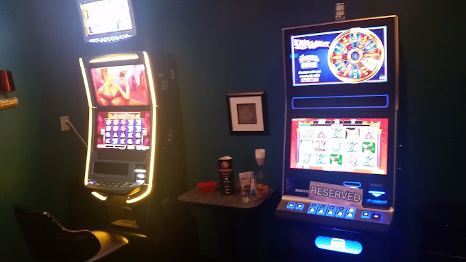 Video Gaming in Loves Park, IL
