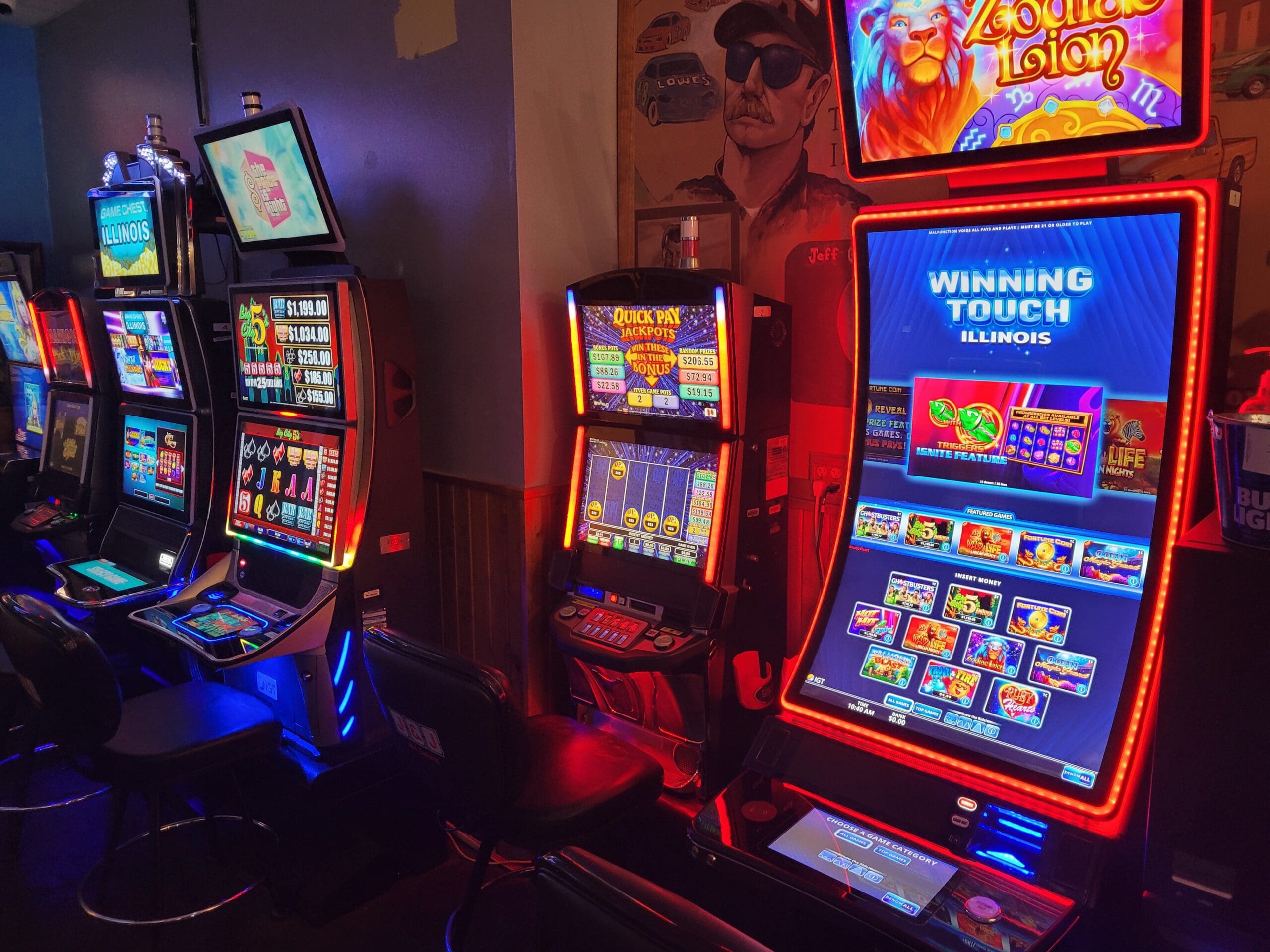 Video Gaming at Carbo's Sports Bar in Streator, IL