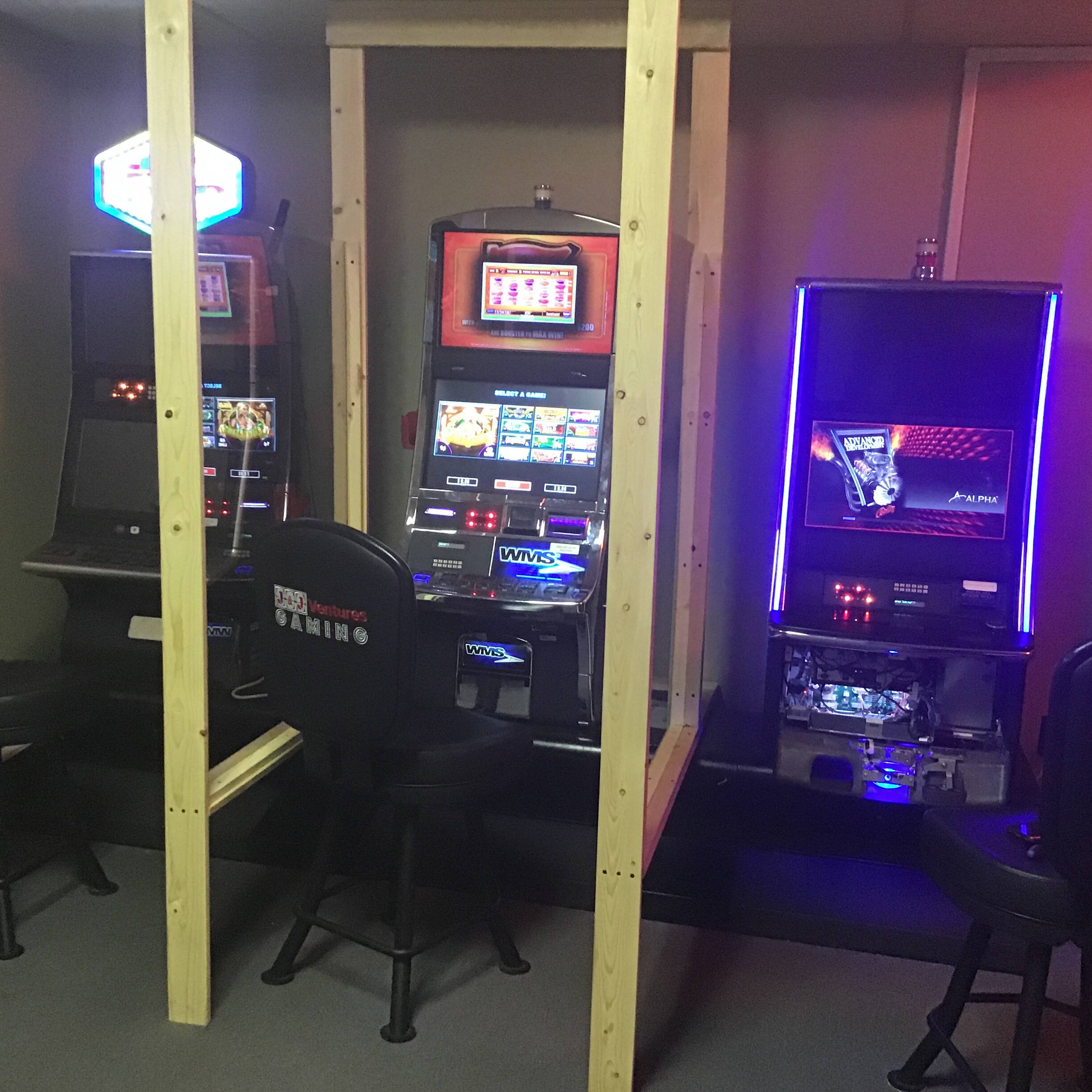 Video Gaming at Cairo Elks Club #651 in Cairo, IL (618) 734-0651