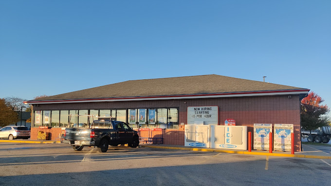 Video Gaming at Speedway #7459 in North Chicago, IL