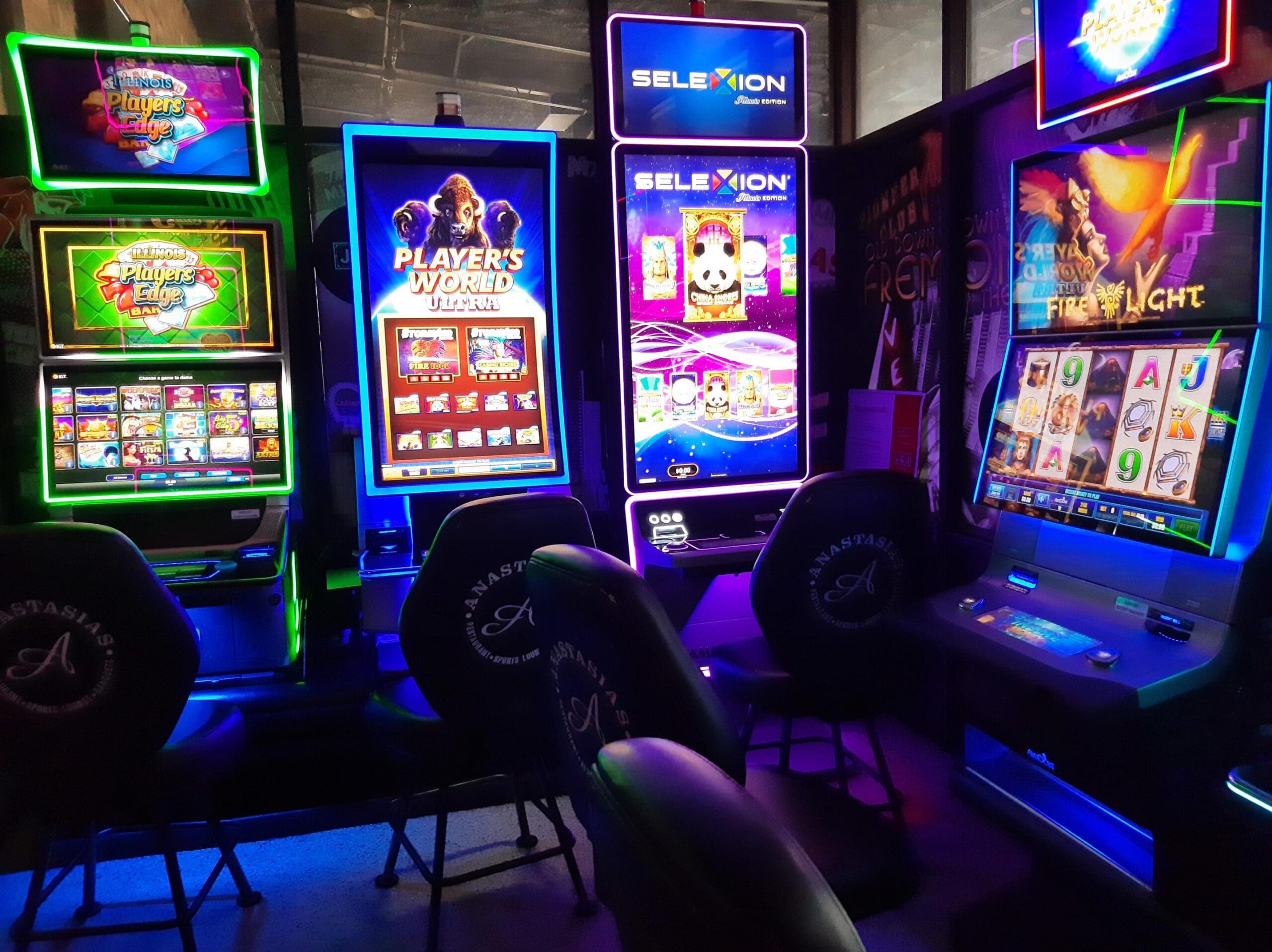 Video Gaming at Anastasia's Restaurant in Waukegan, IL