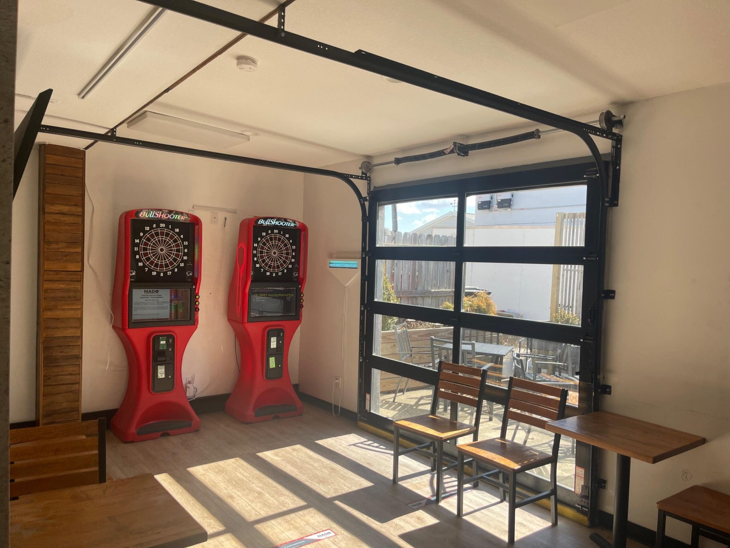 Video Gaming at Cast Iron Pub in Tuscola, IL