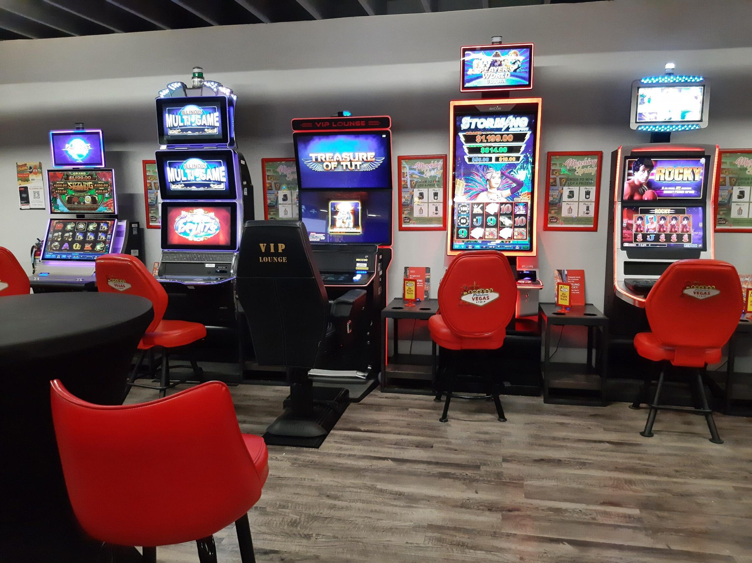 Video Gaming at The People's Choice Family Fun Center in Waukegan, IL