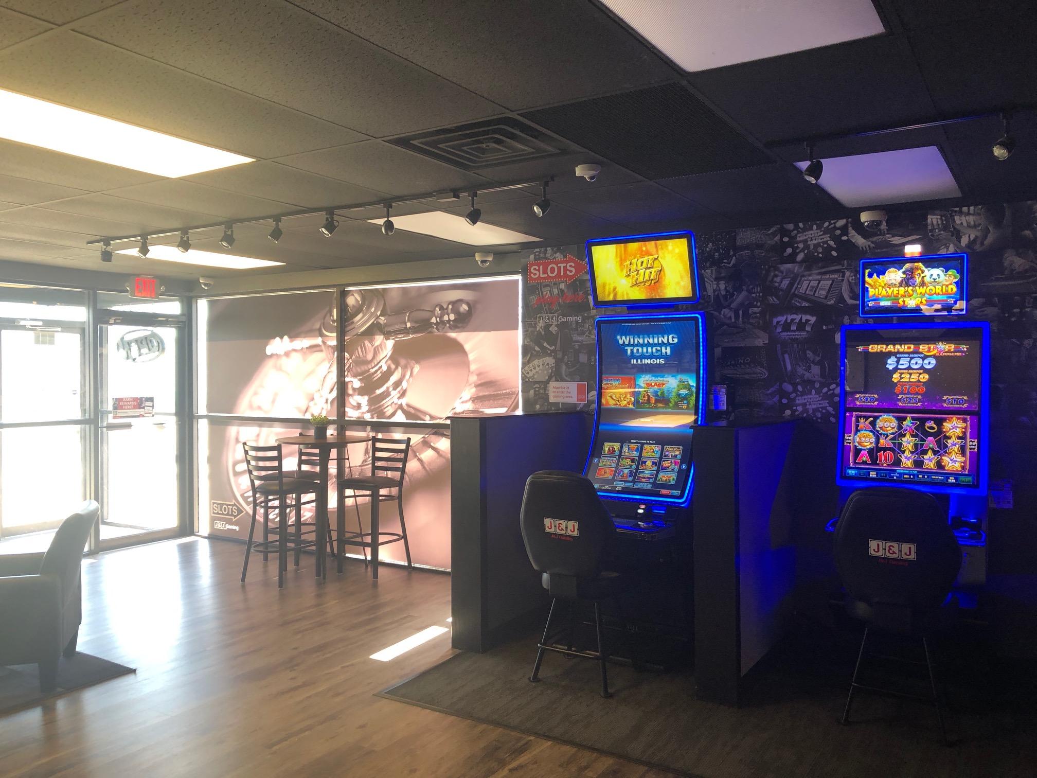 Video Gaming at Debbie's in Danville, Illinois Video Gaming at Debbie's in Danville, Illinois