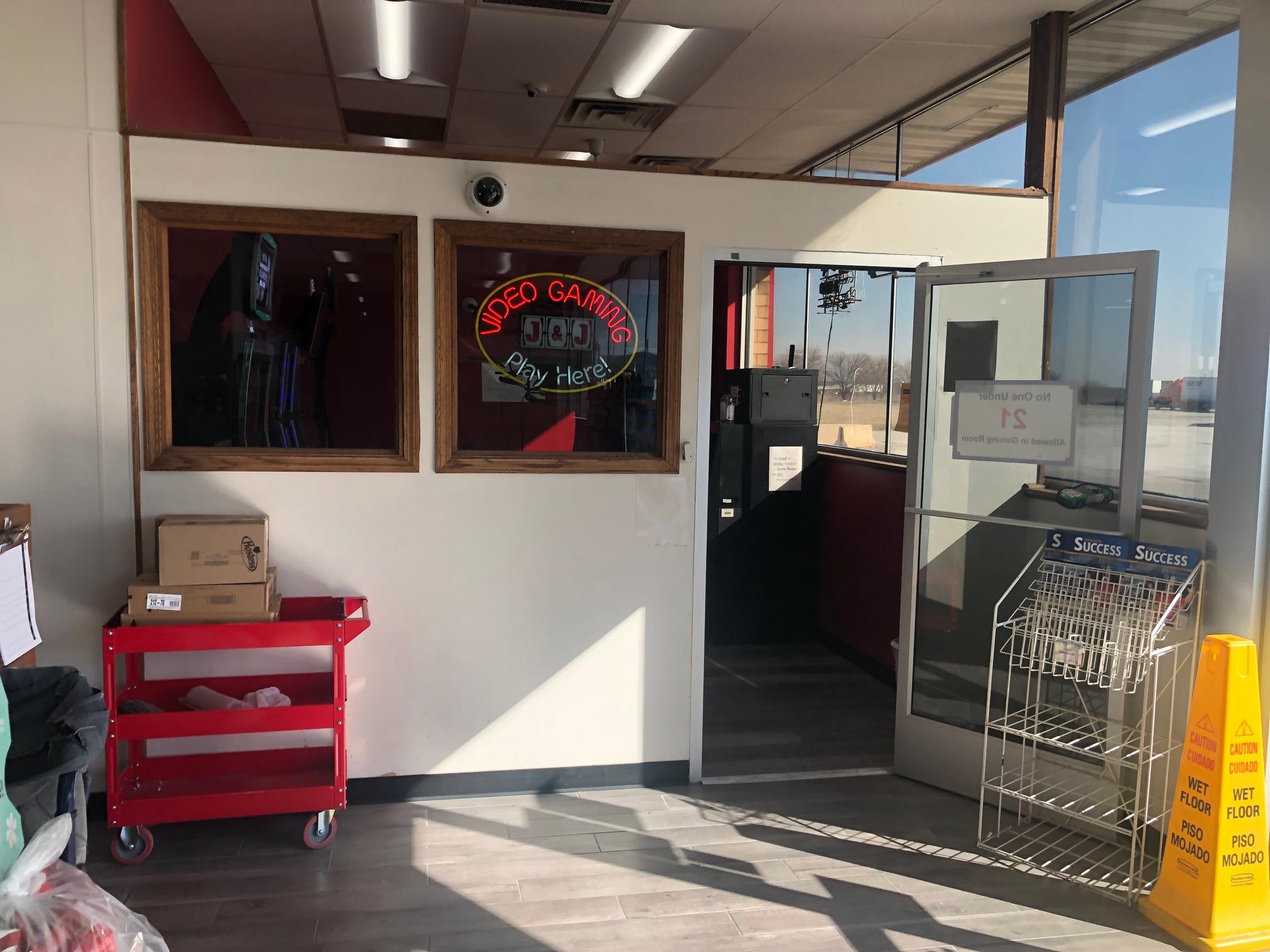 Video Gaming at Village Pantry #5210 in Oakwood, Illinois Video Gaming at Village Pantry #5210 in Oakwood, Illinois