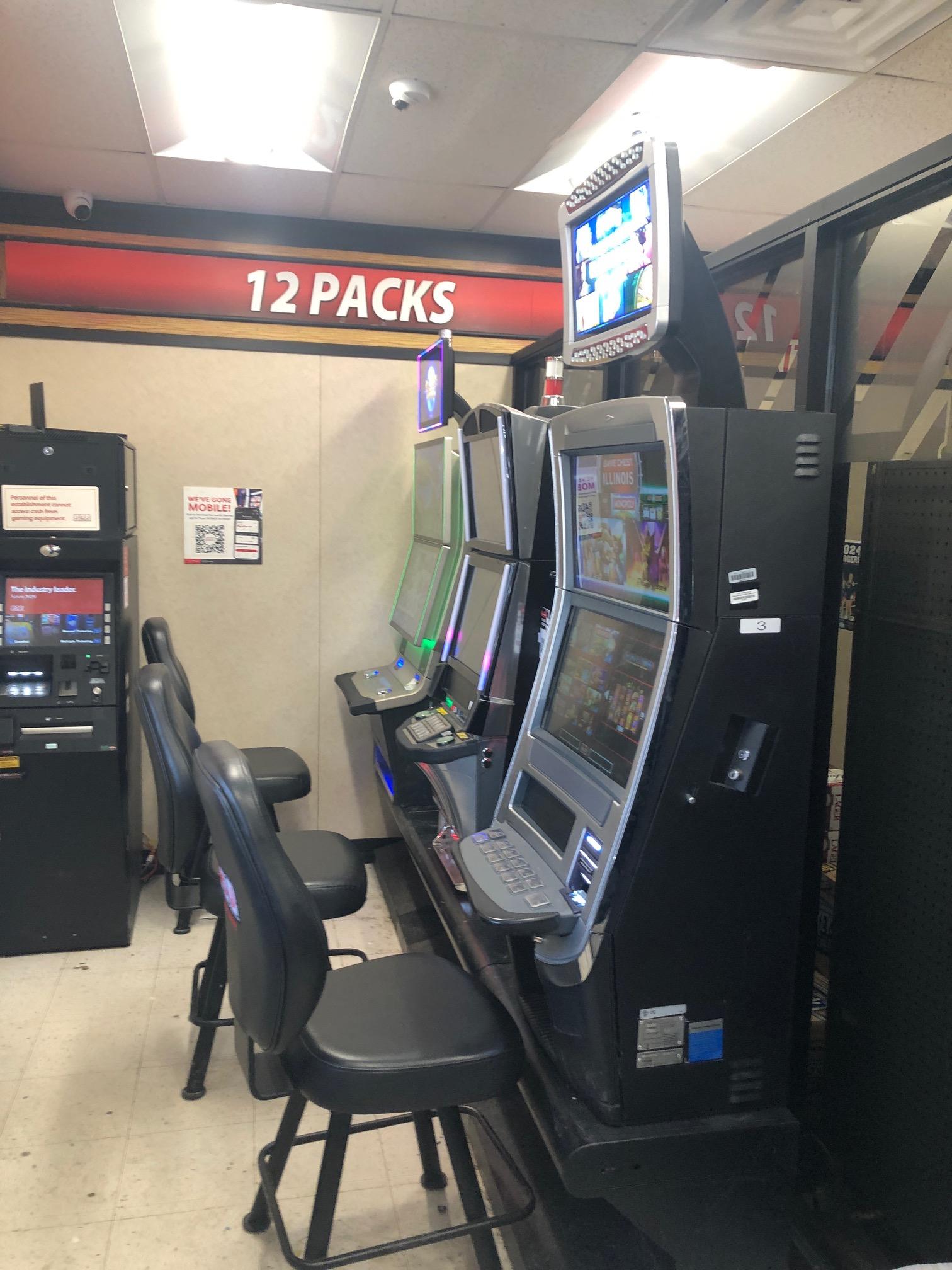 Video Gaming at Casey's General Store #1637 in Dallas City, IL Video Gaming at Casey's General Store #1637 in Dallas City, IL