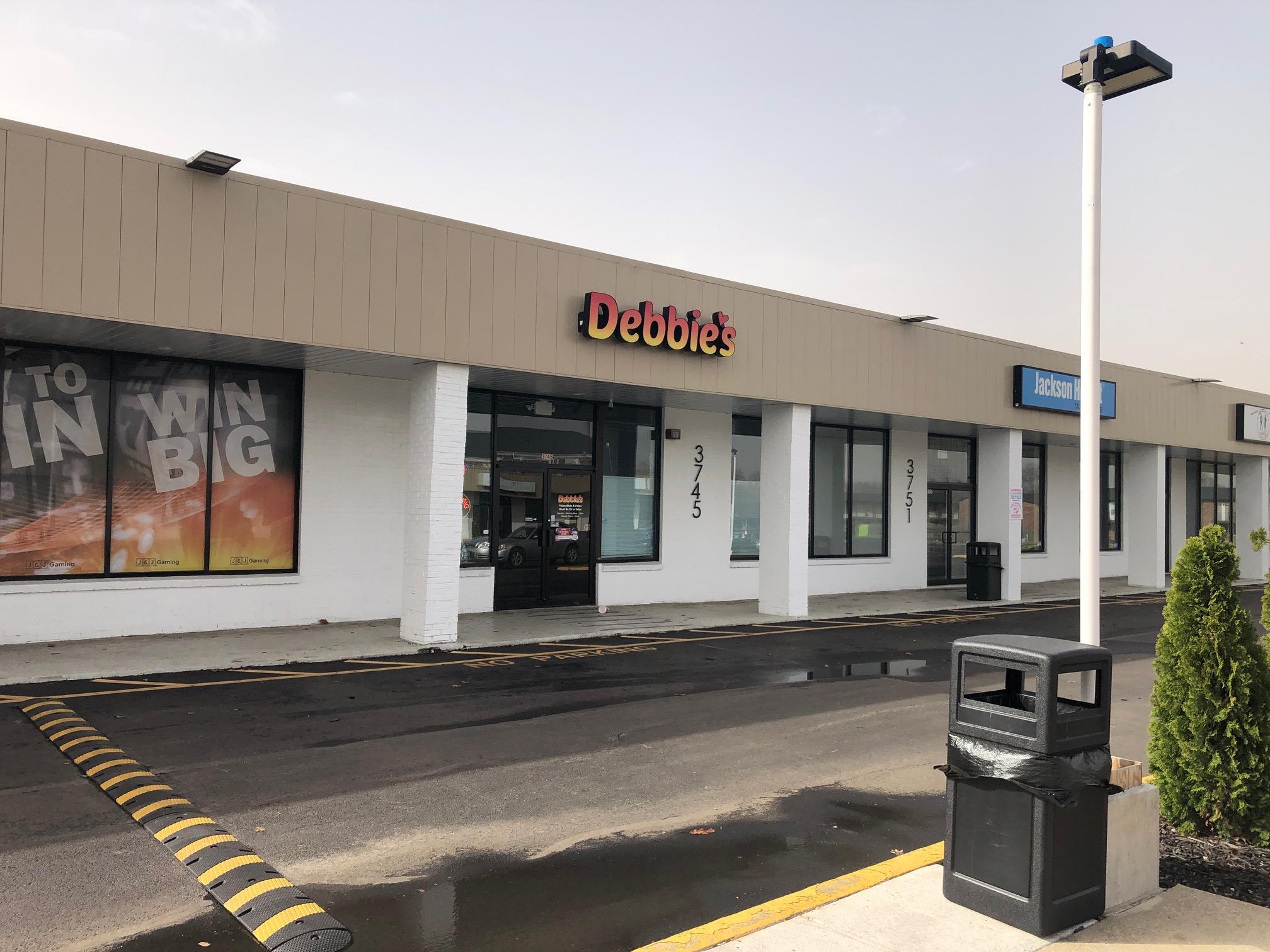 Video Gaming at Debbie's in Woodford, IL