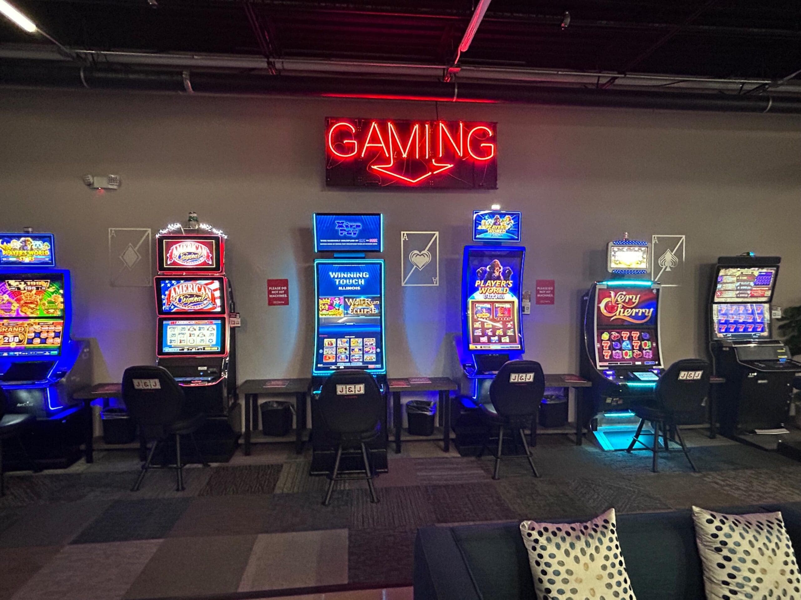 Video Gaming at 12th St. Food and Liquor, Inc. in Cicero, IL Video Gaming at 12th St. Food and Liquor, Inc. in Cicero, IL