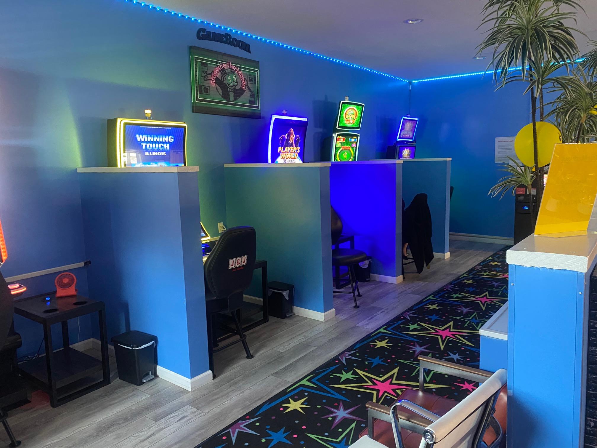 Video Gaming at Lucky Ducks Gaming in Shelbyville, IL
